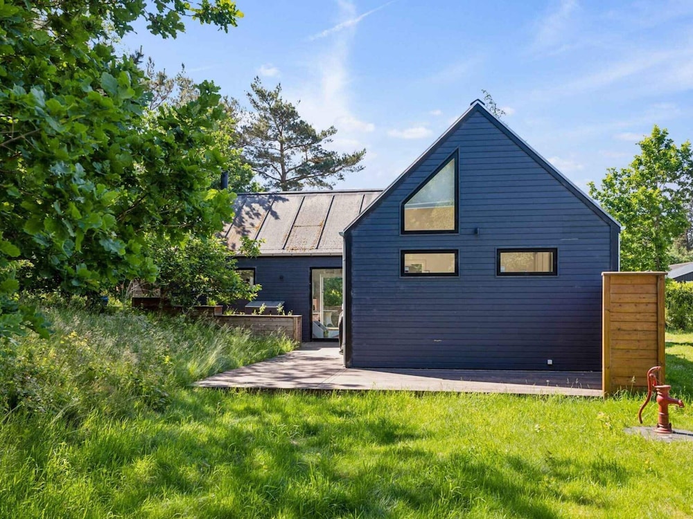 5 Star Holiday Home in Hals