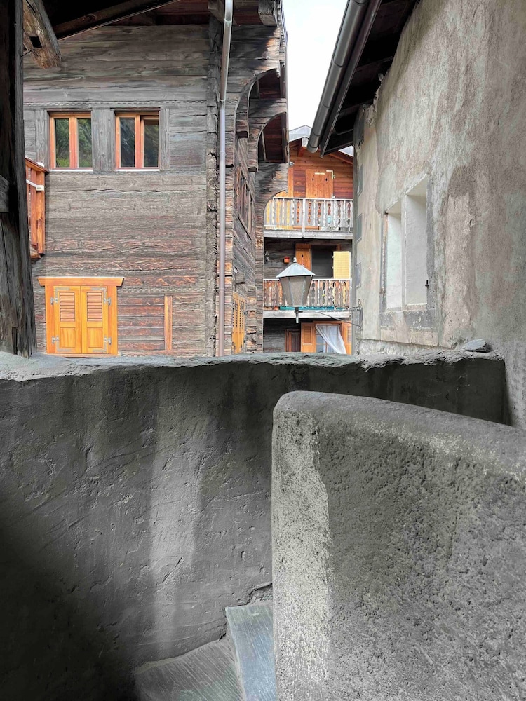 Historic Apartment in the old Village of Naters