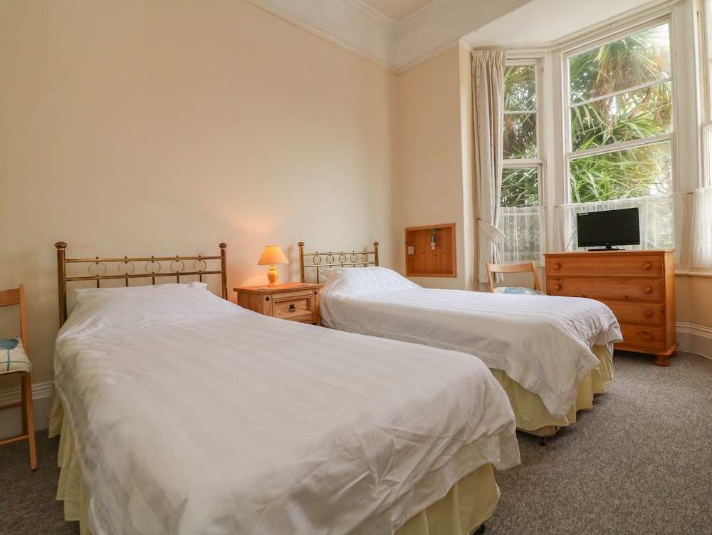 Beaufort House