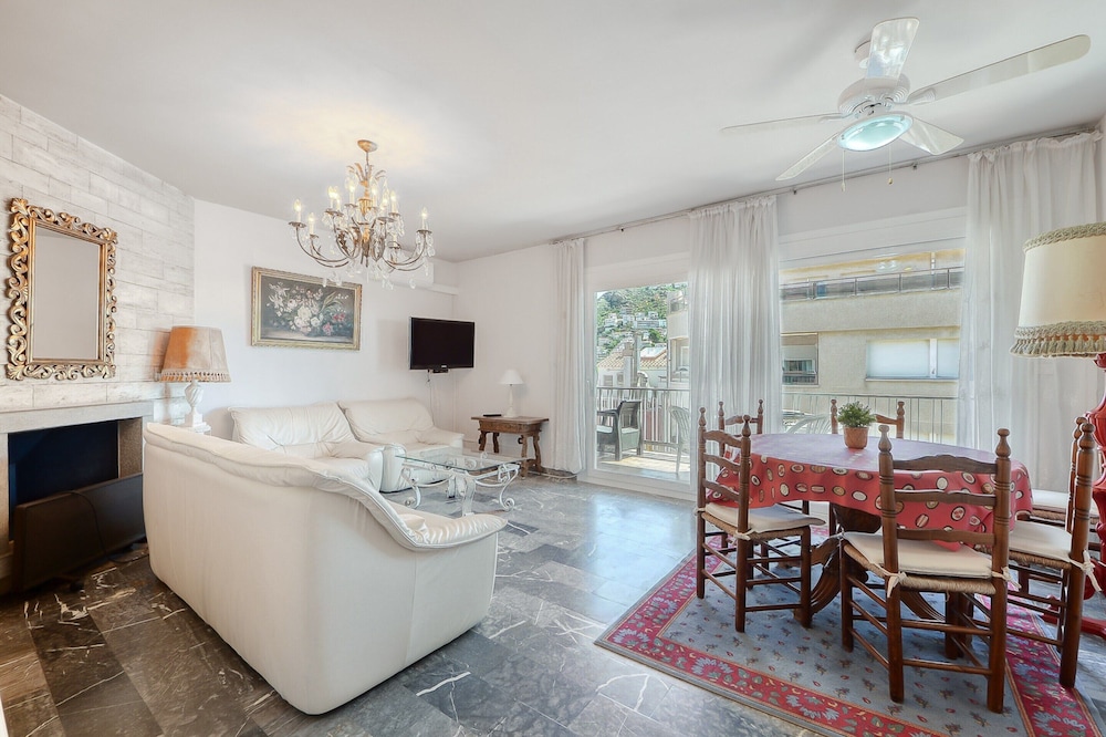 Apartment Near Plataj De Roses Beach
