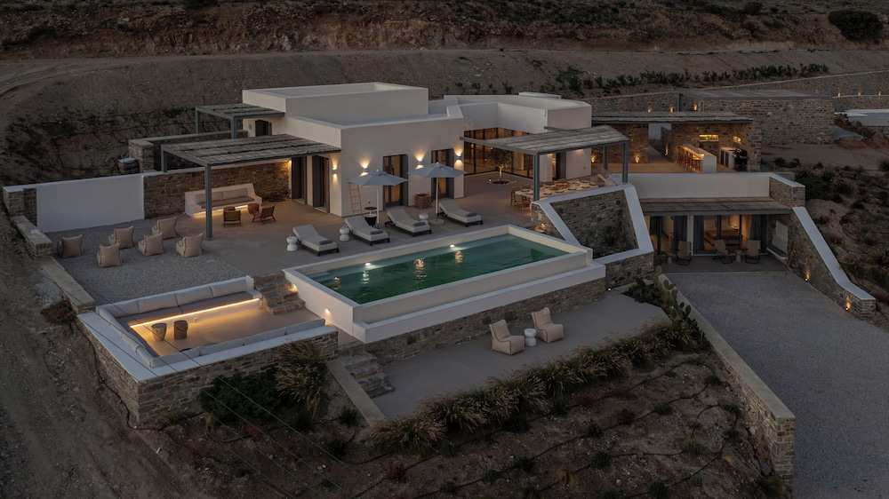 AVERA VILLAS