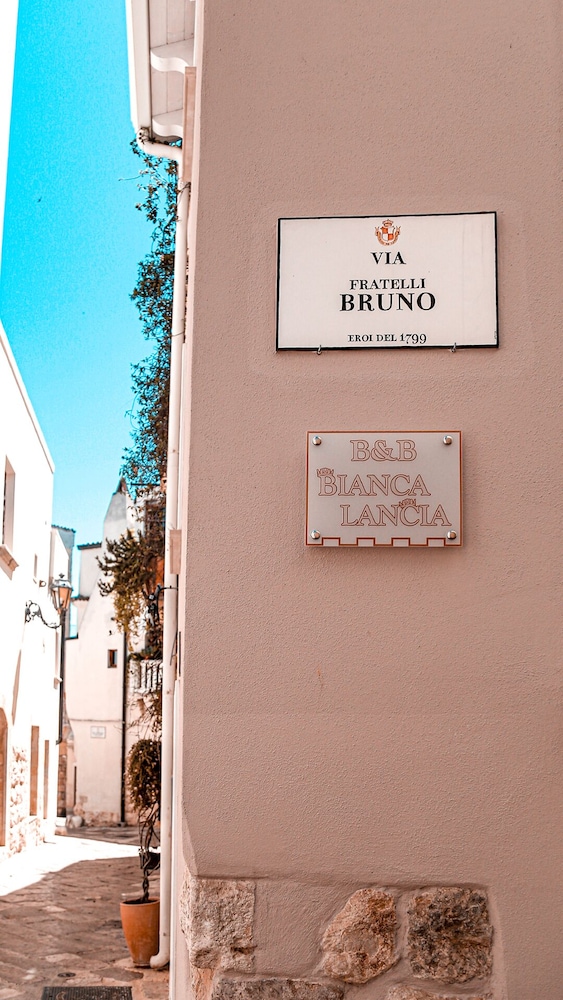 B&B Bianca Lancia view 5
