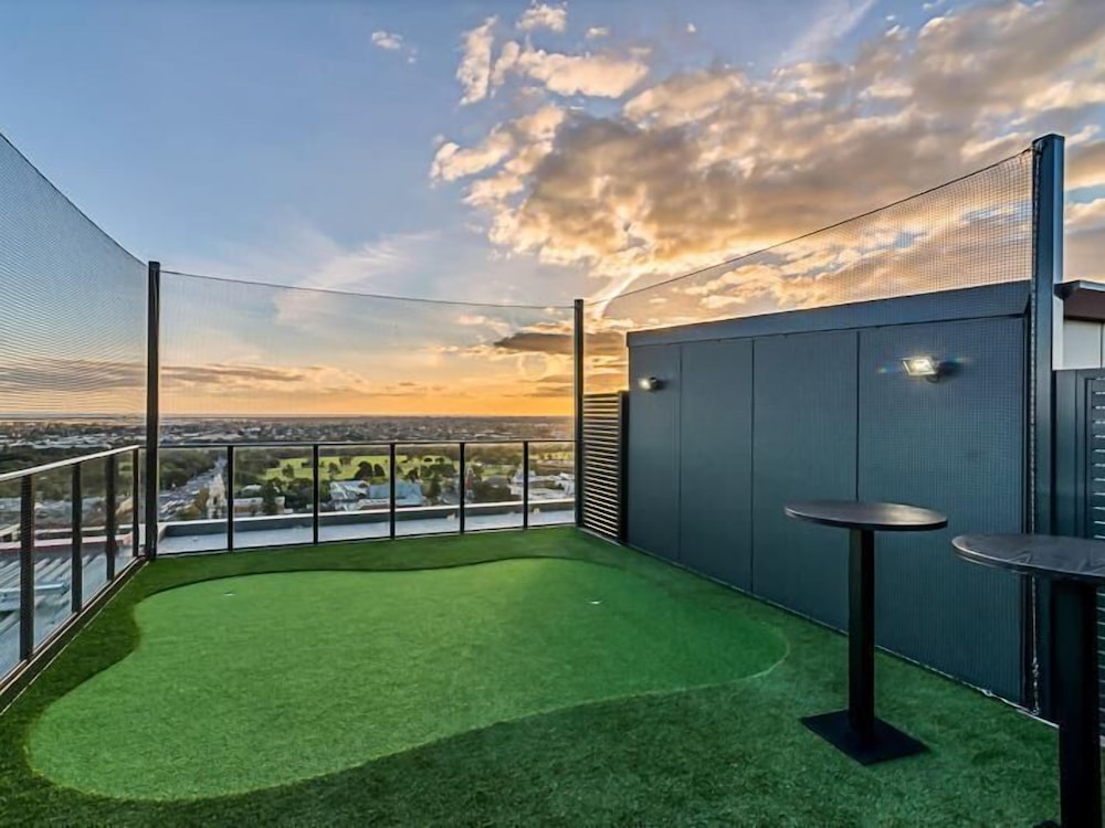 RNR Serviced Apartments Adelaide – Grote St