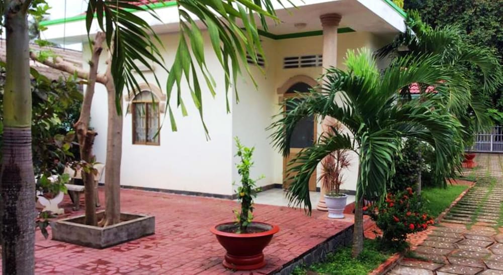 Ha Nga Bungalow
