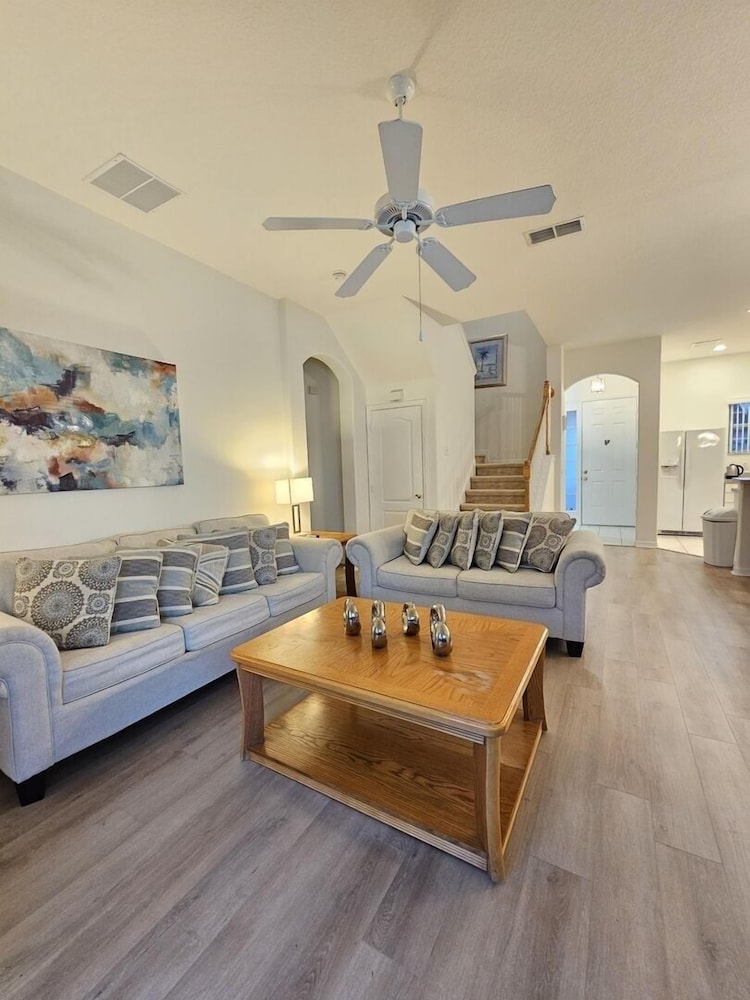 Th211bd Tuscan Hills 4 Bed 4 Bedroom Home