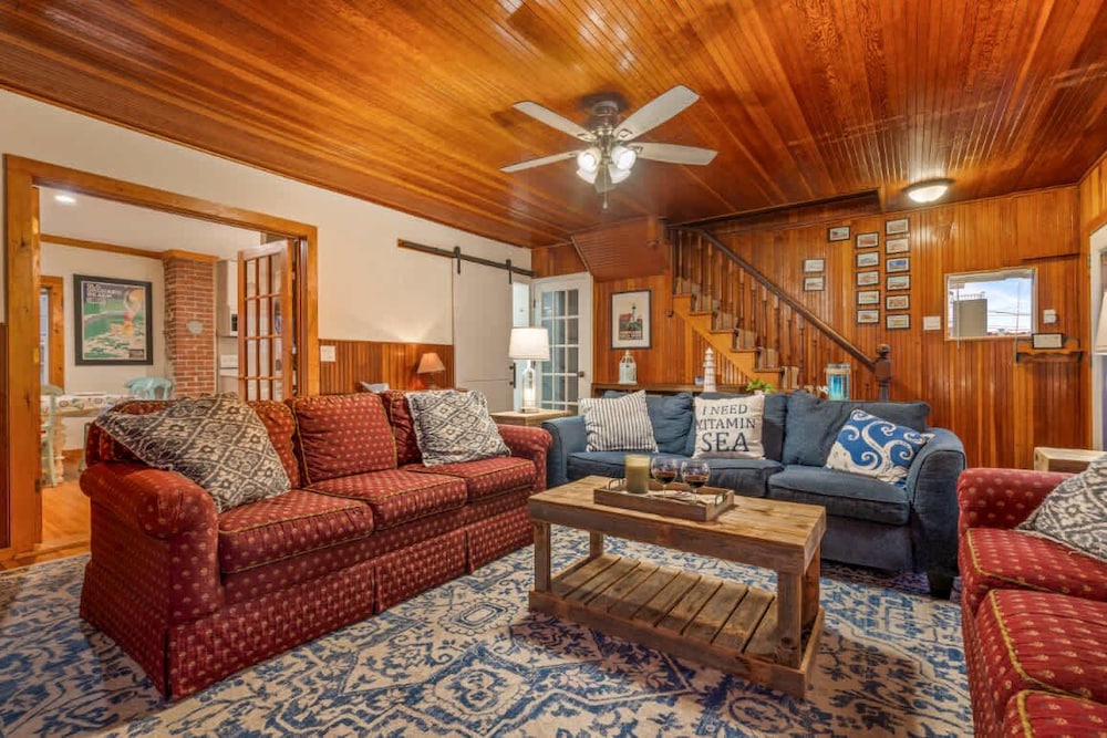 Danemead Cottage - For 10ppl