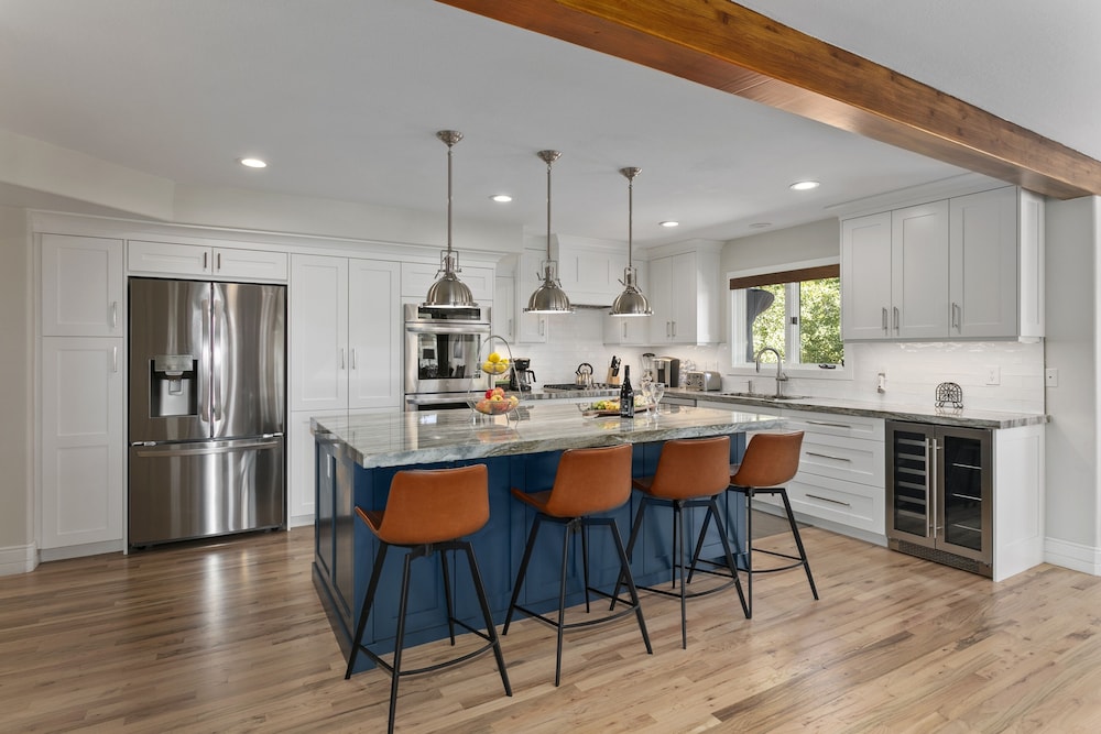 Solamere Drive Home at Deer Valley Resort - 6 Bedroom Home with Hot Tub #3220 6 Home