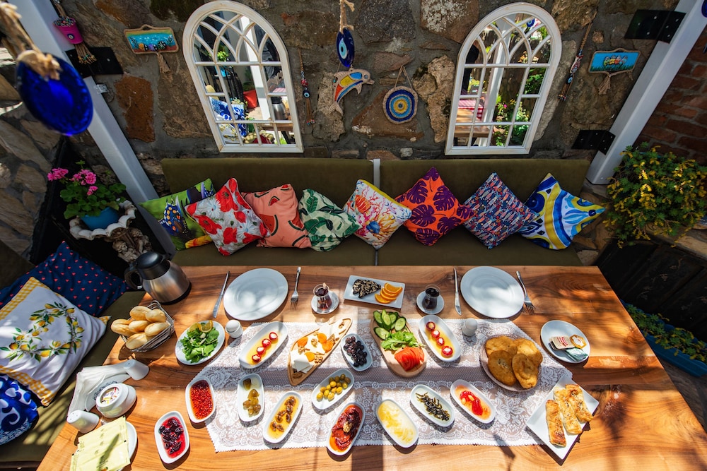 Ebruli Otel - Image 24