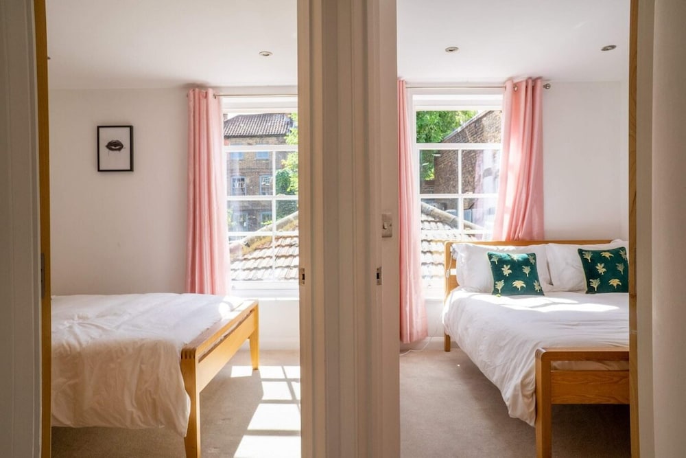Trendy & Central 2BD Flat -brick Lane, Shoreditch!