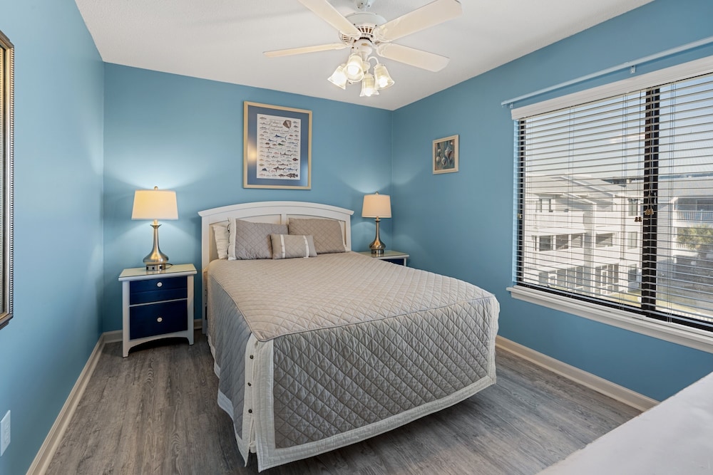 Sea Cloisters 305D by RedAwning