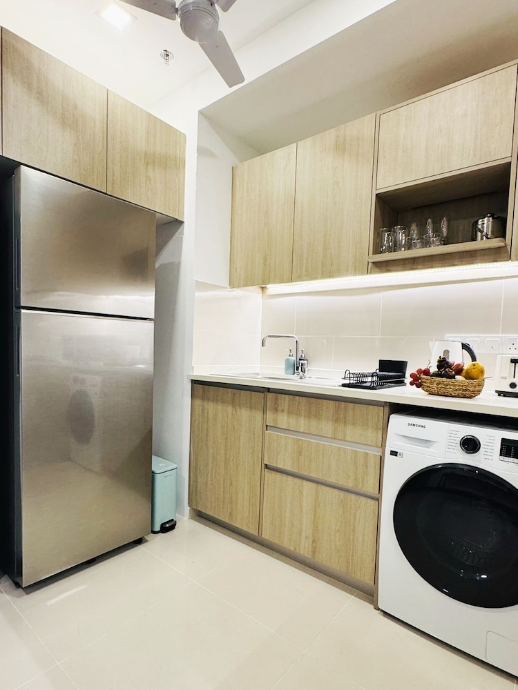 YAKA Trizen Luxury Apartments