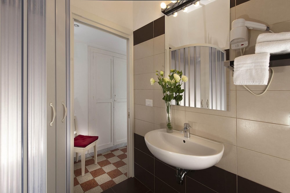 Bernini in Roma With 2 Bedrooms and 2 Bathrooms