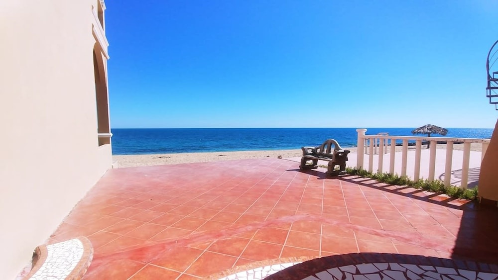 Casa Escuela Beachfront Las Palmas Mirador Beach