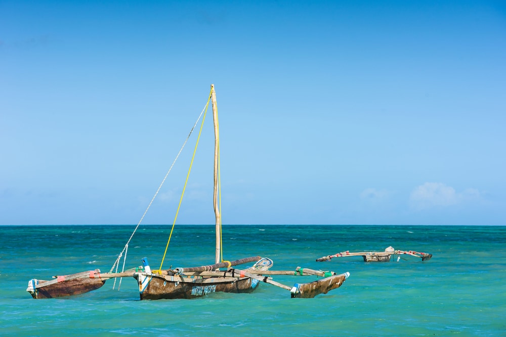 Hakuna Majiwe Beach Lodge