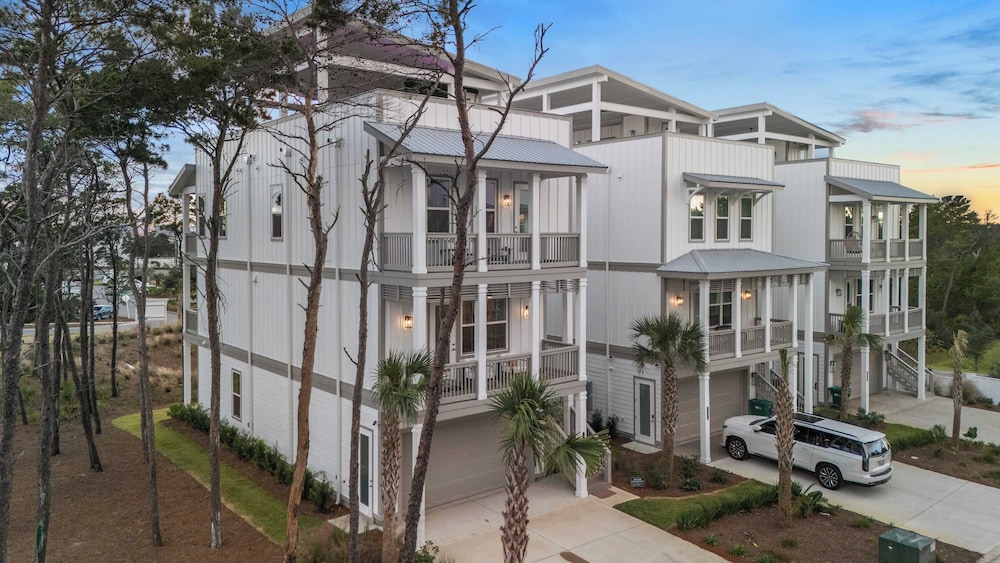 Rooftop Deck w/ Ocean View, Pool, Walk to Beach! Coastal Canopy by Avantstay