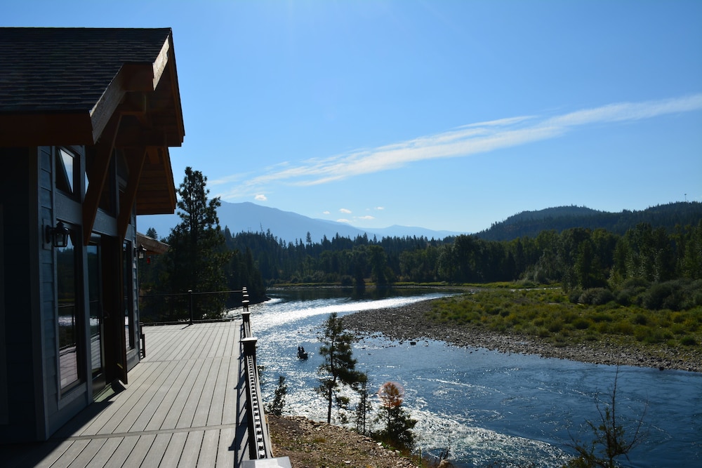 Eagles' Nest Bed and Breakfast view 2