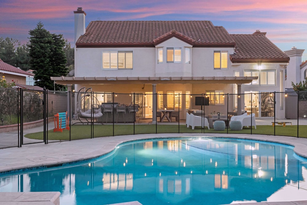 Luxury Pool Home w Theater Games Mountain View