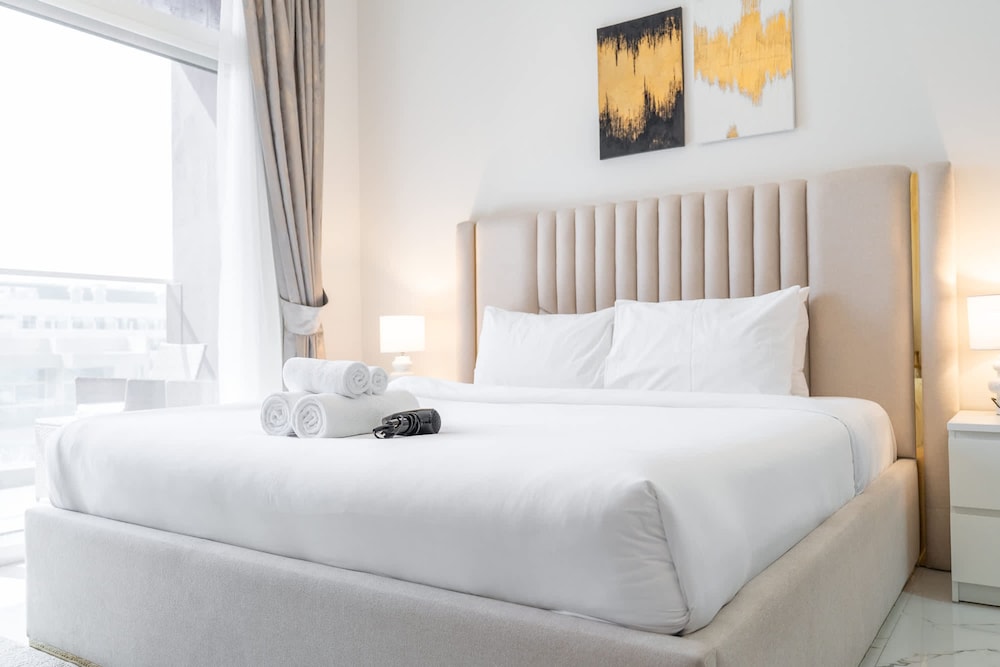 Magnificent and Elegant Studio in Al Barsha South