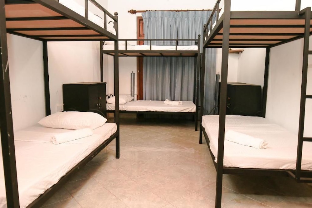 Unique View Hotel - Hostel