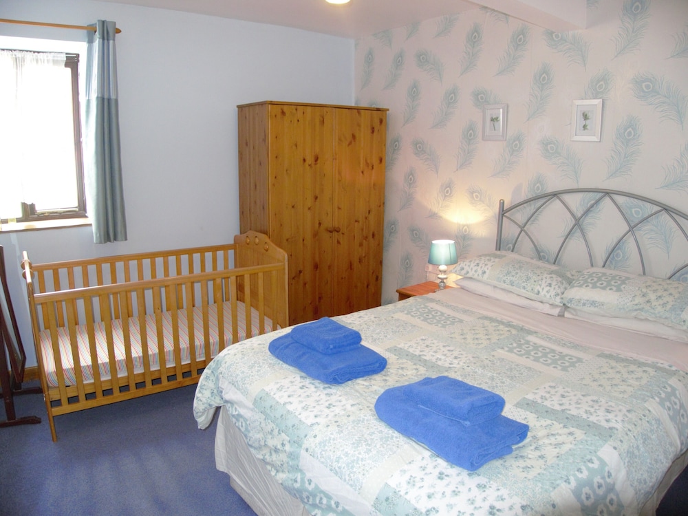 Cae Berllan Cottages view 5
