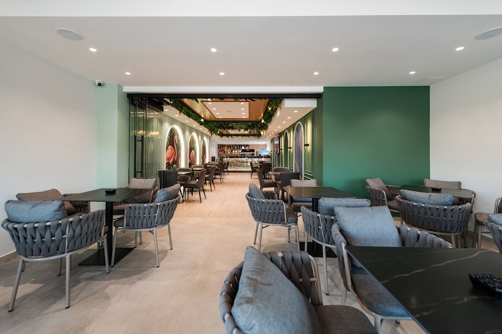 Troci Hotel 85