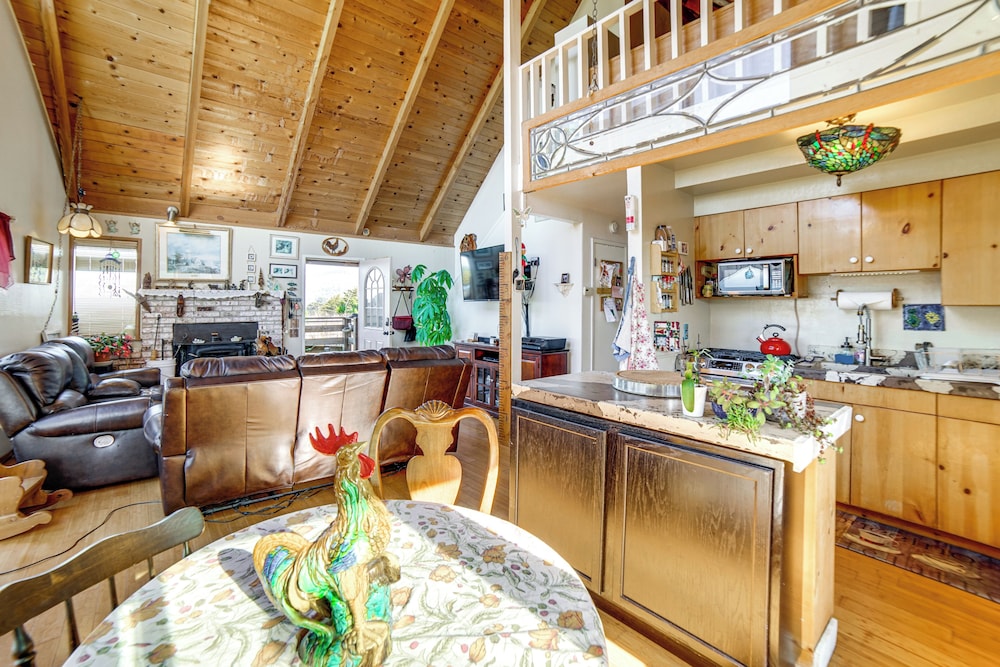 Private Beach Access: Pet-friendly California Gem!