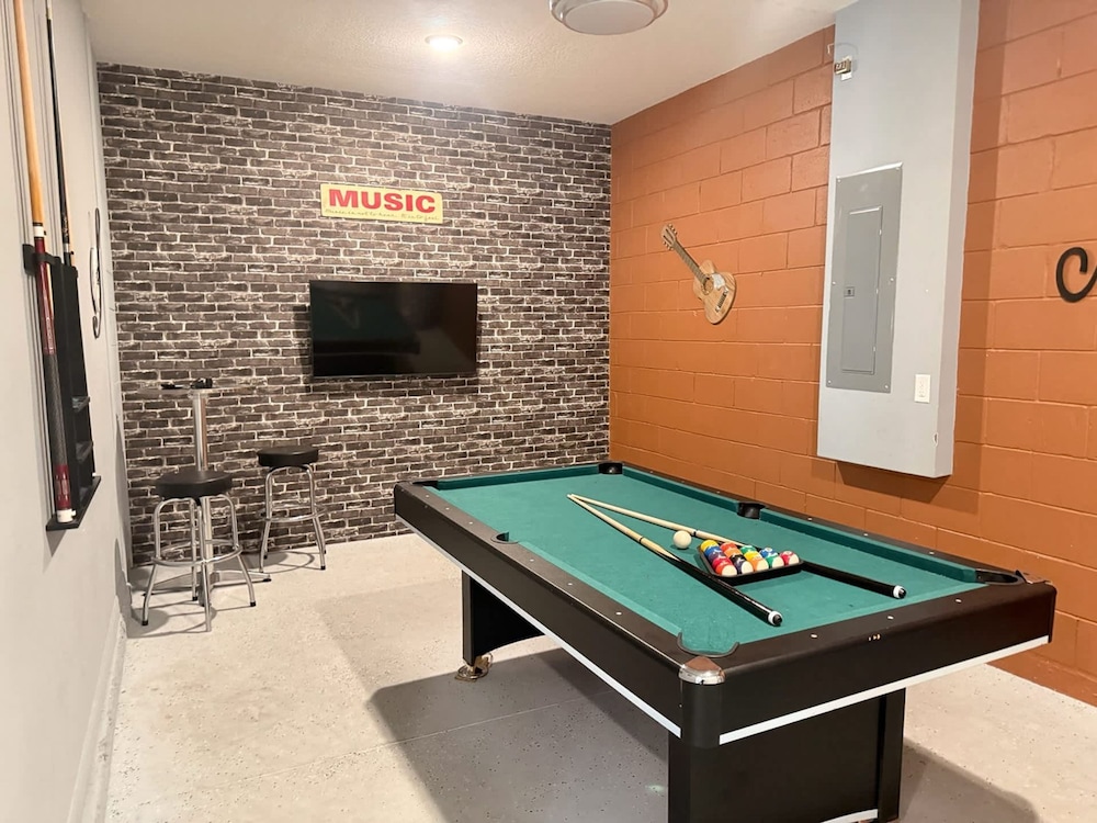 Upstay - Modern Family Home w Pool Solara Resort