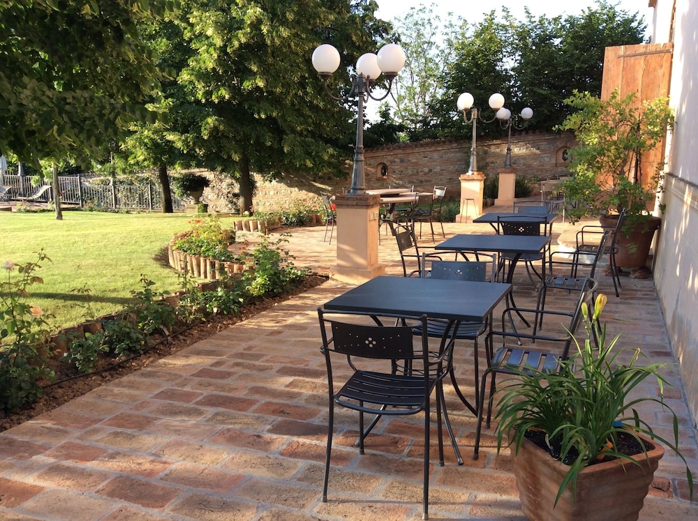 B&B & Residence Corte Bebbi