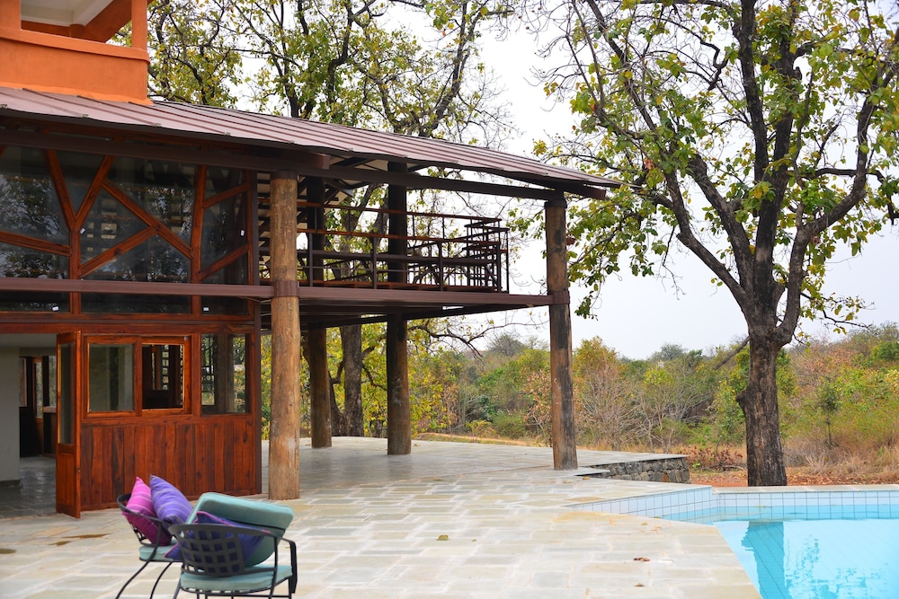 Pugdundee Safaris - Pench Tree Lodge