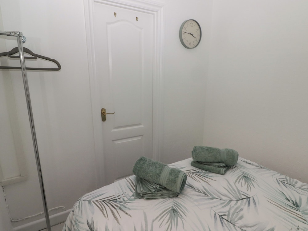 Flat 7