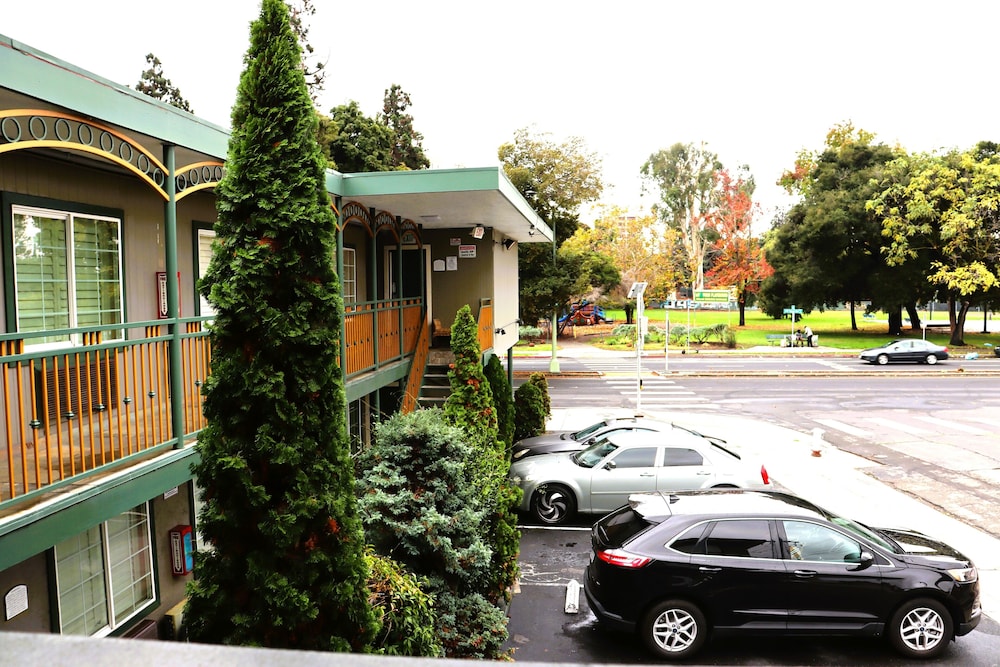 Value Inn