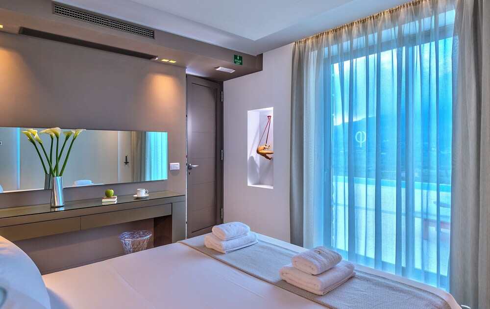 Youphoria Villas