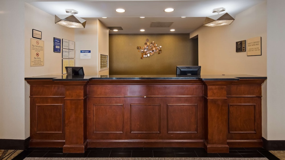 Best Western Plus Belle Meade Inn Suites - Property Image 31