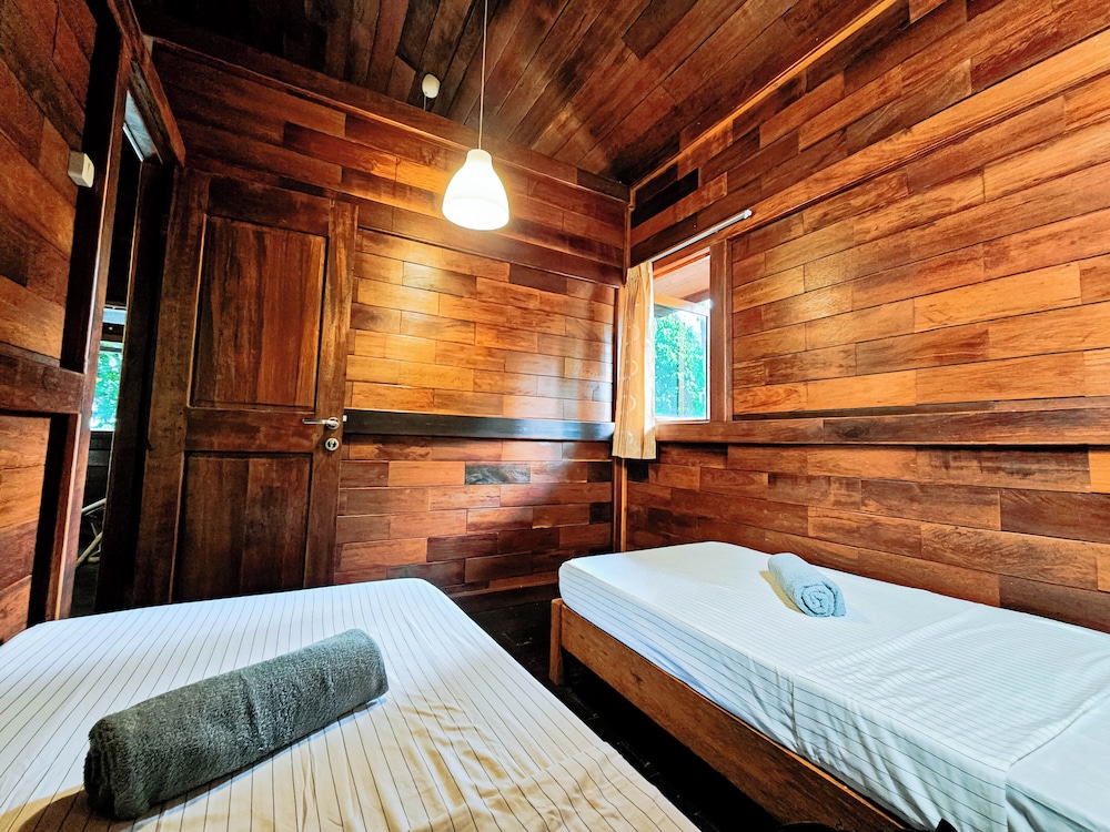ANDAU DIVE RESORT - RAJA AMPAT