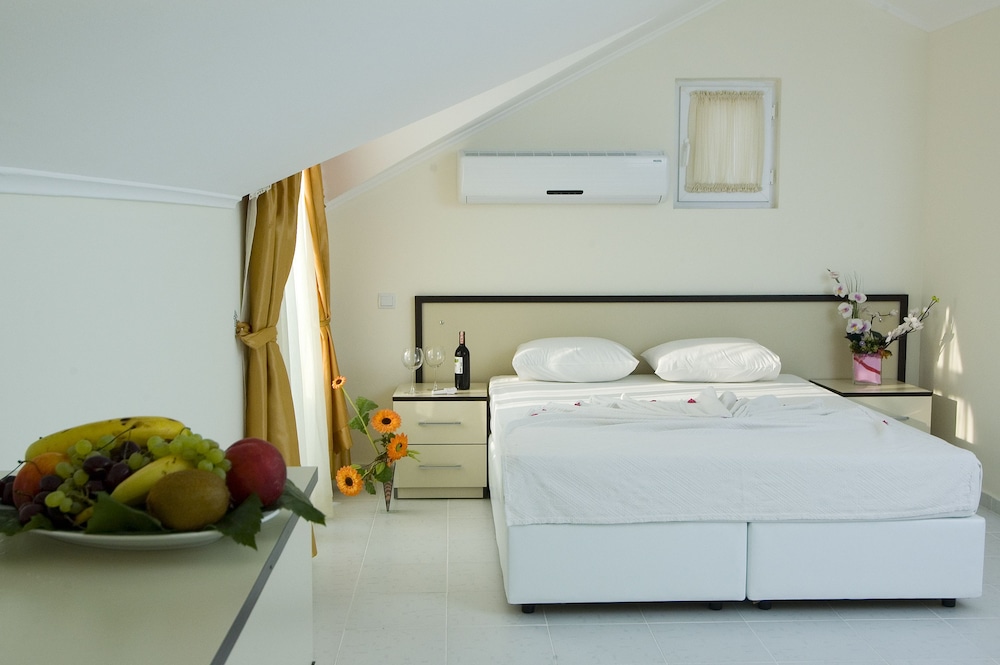 Orka Golden Heights Villas