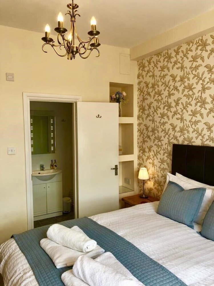 The Warwick Guest House