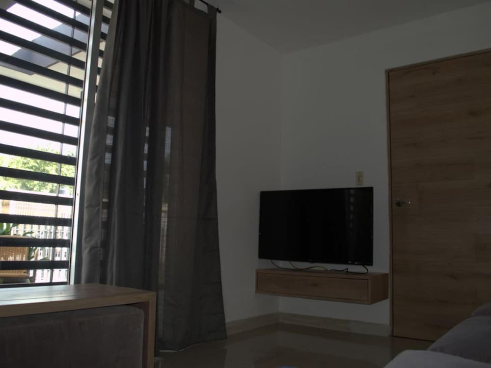 Casa Maria - Yucatan Home Rentals view 2