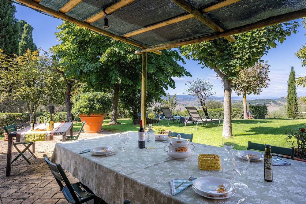 Maria Gabriella Home & Cottage