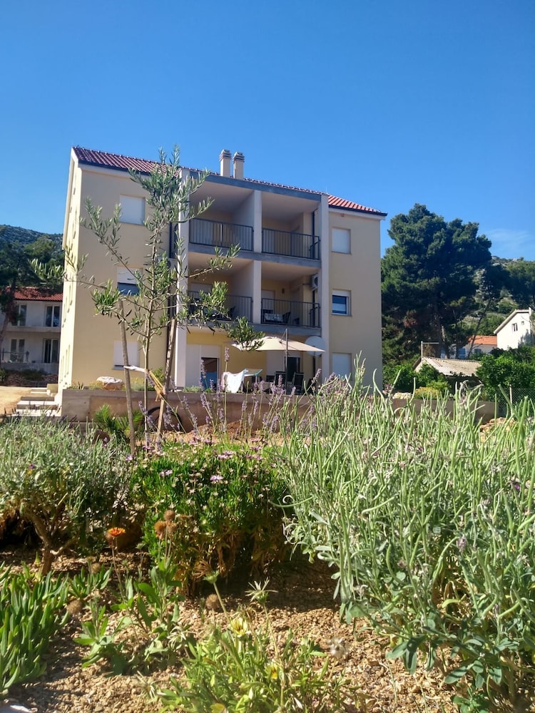 Apartments Ljubas view 5