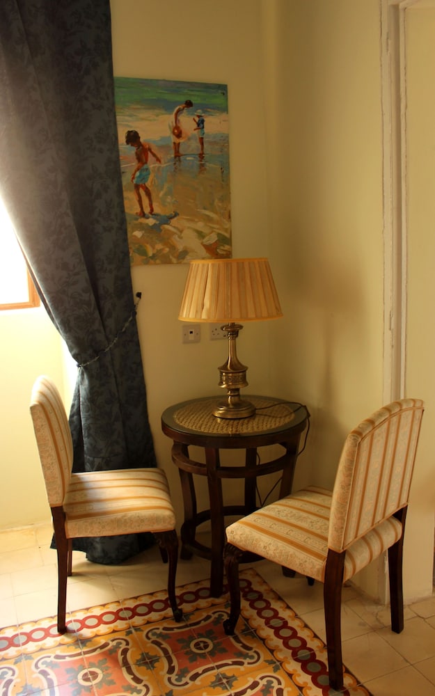 Maleth Inn Guest House