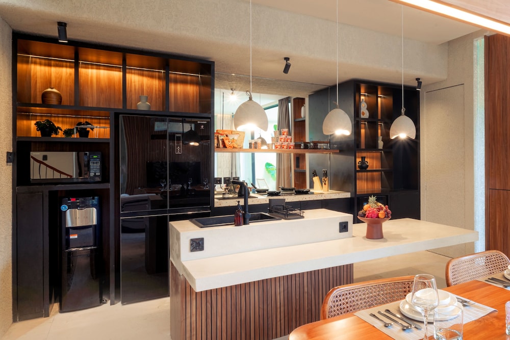Saamu Private Luxury 3BR Villa with Pool