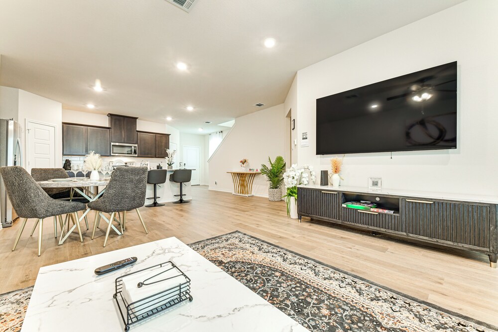 12 Mi to Dtwn Mckinney: Modern Gem w/ Patio & Yard