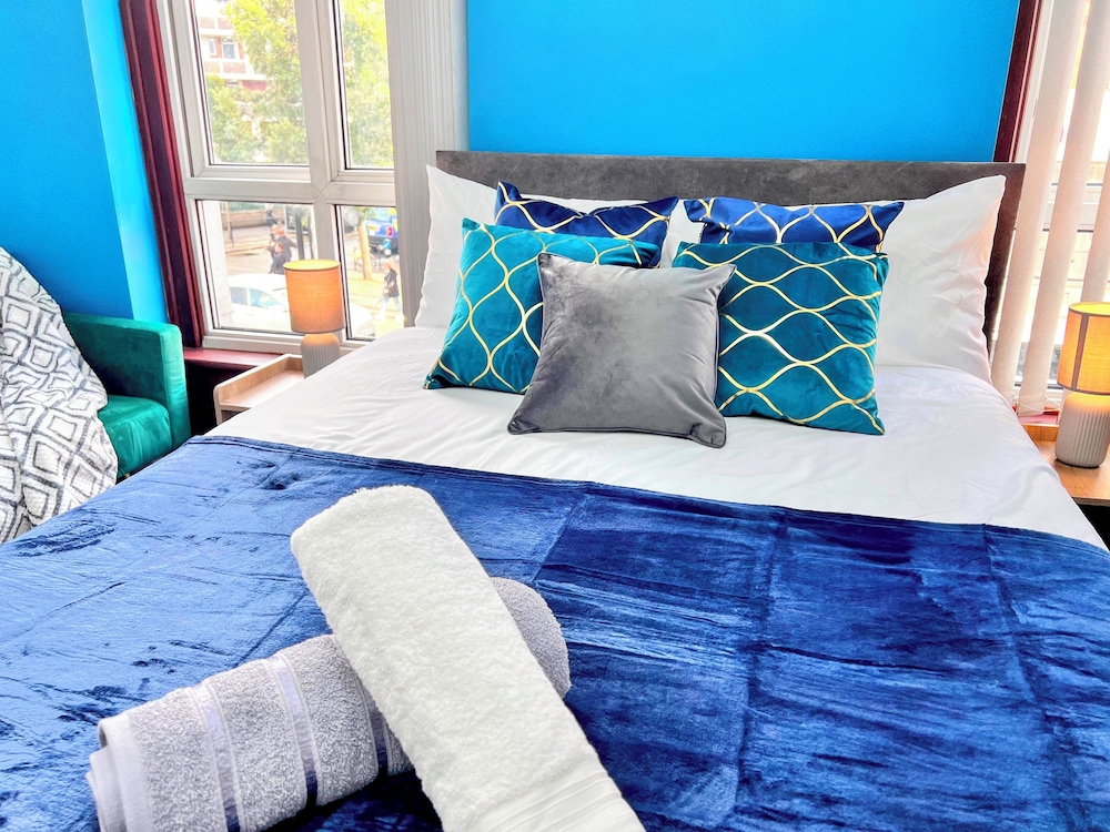 London Charm One-bed Apartment