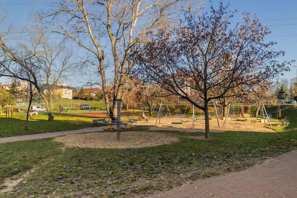 Studio Winiarska With Parking by Renters view 5