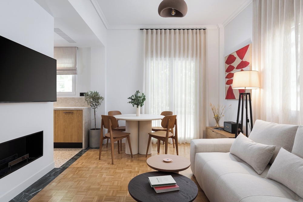 Kolonaki Athena Residence by Fineline