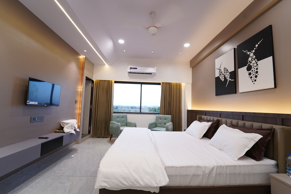Plumeria Hotel