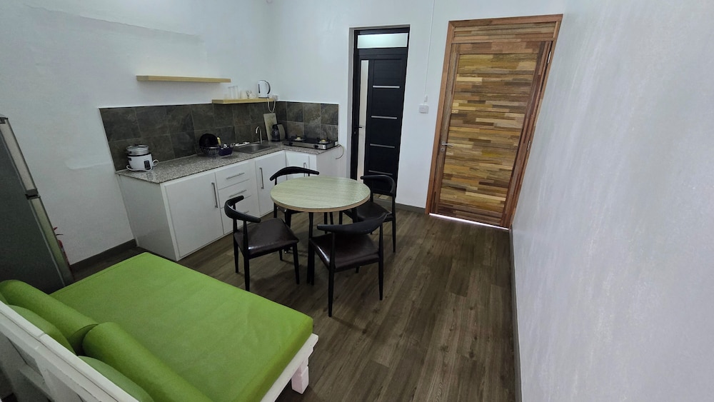 Beau Soleil Apartments photo 3