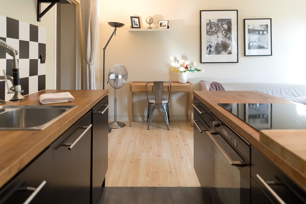 Rivoli Market I Comfortable 1 Bed Apt Near Hotel de Ville