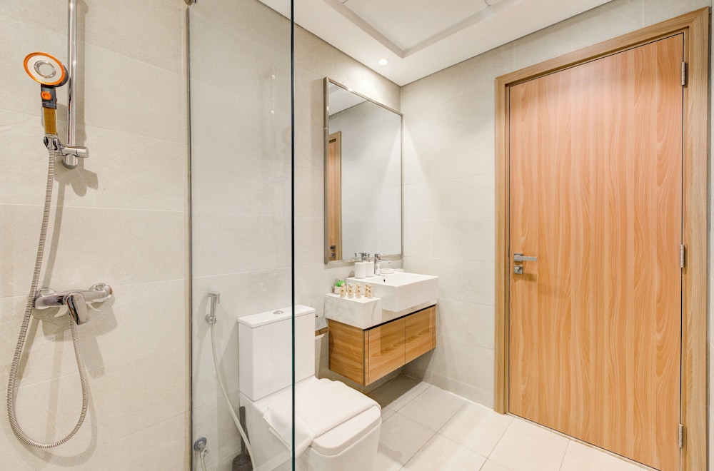 Farhad Azizi Residences - Al Jaddaf