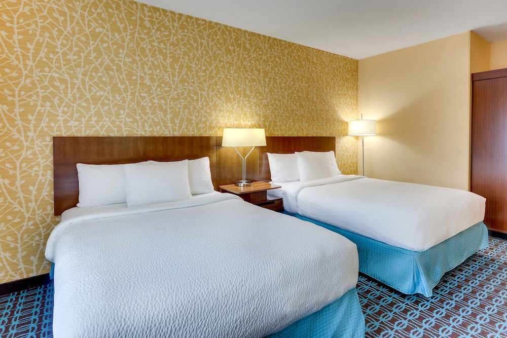 Dunn Vacations - Fairfield Inn Suites Dunn I-95 - Property Image 31